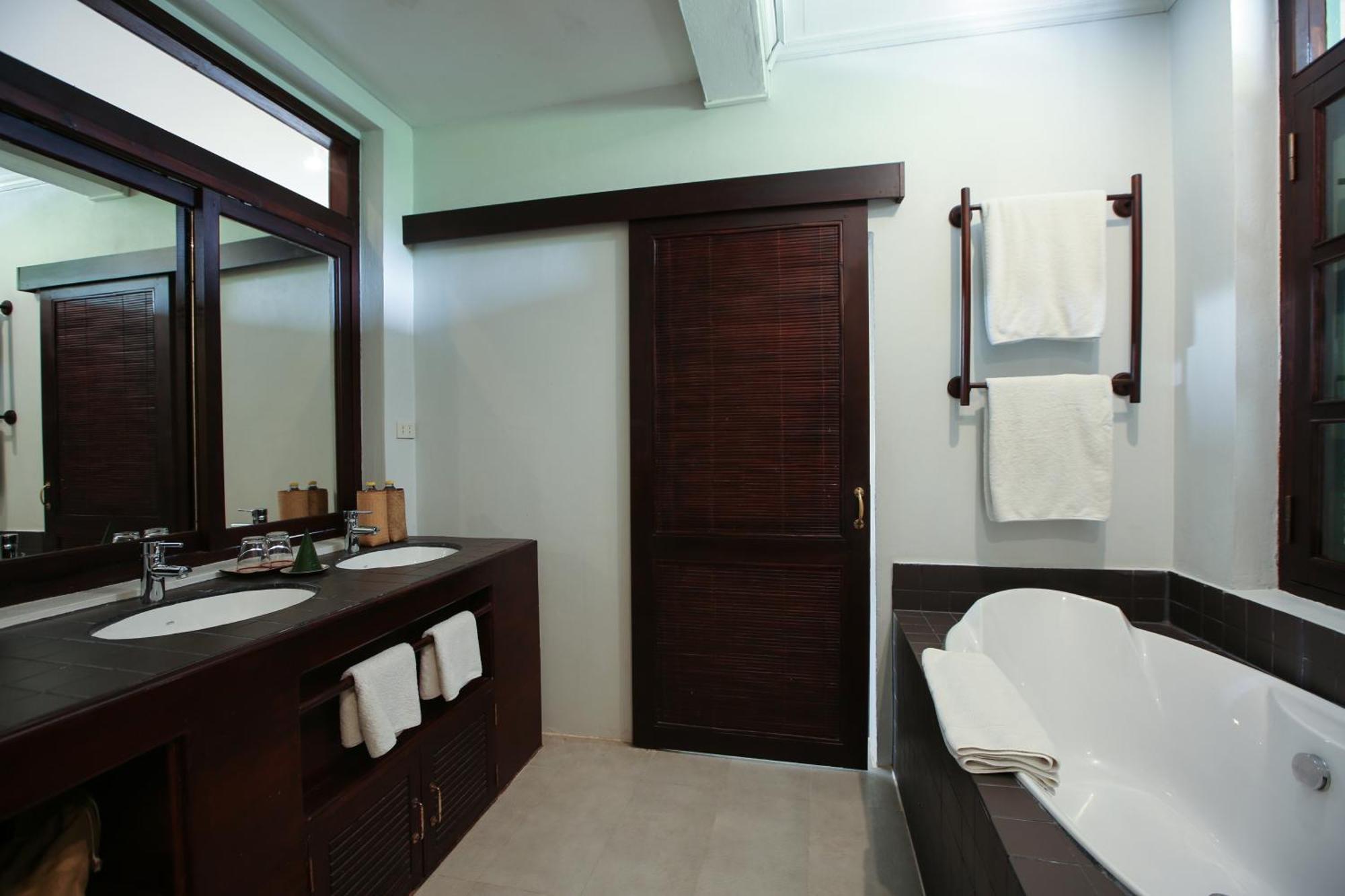 The Apsara Rive Droite Hotel Luang Prabang Værelse billede
